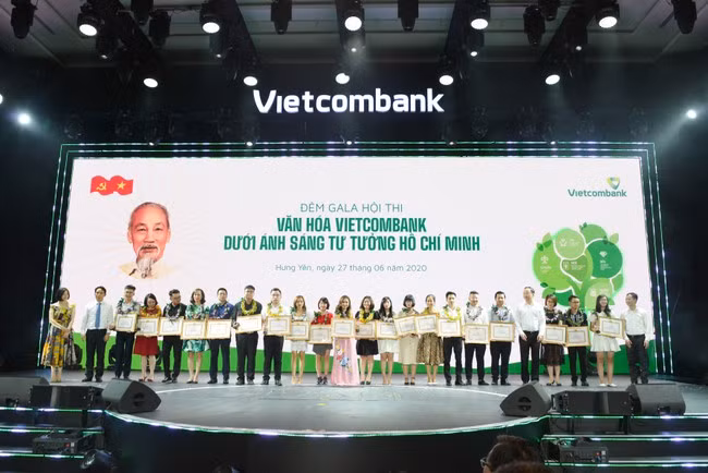 Ấn tượng hội thi “Văn hoá Vietcombank dưới ánh sáng tư tưởng Hồ Chí Minh” ảnh 6