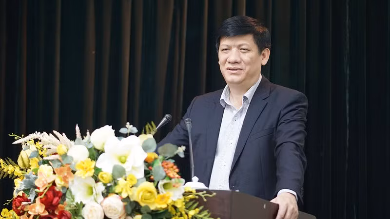 Thứ trưởng Bộ Y tế Nguyễn Thanh Long.