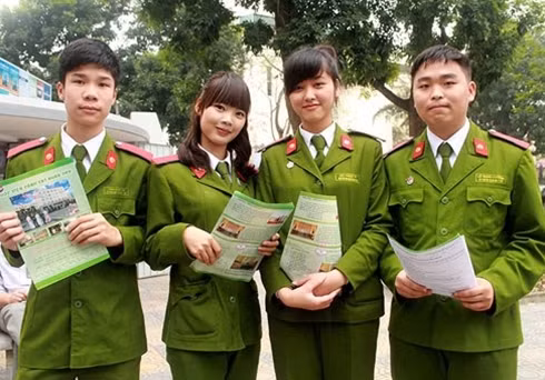 Tỷ lệ "chọi" vào các trường Công an năm 2016 ảnh 2 Tỷ lệ "chọi" vào các trường Công an năm 2016 ảnh 2