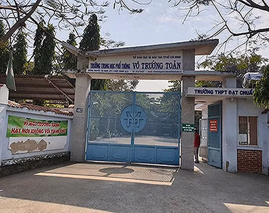 Trường trung học phổ thông Võ Trường Toản, quận 12, Thành phố Hồ Chí Minh (ảnh: P.L) Trường trung học phổ thông Võ Trường Toản, quận 12, Thành phố Hồ Chí Minh (ảnh: P.L)