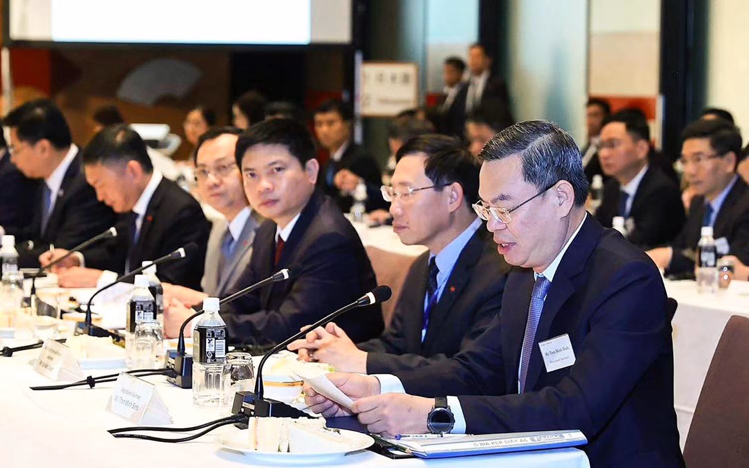 Chủ tịch Hội đồng quản trị VietinBank Trần Minh Bình phát biểu tại Tọa đàm. Ảnh: Nhật Bắc Chủ tịch Hội đồng quản trị VietinBank Trần Minh Bình phát biểu tại Tọa đàm. Ảnh: Nhật Bắc