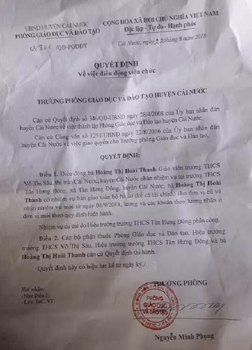 Quyết định về điều động viên chức của cô Hoàng Thị Hoài Thanh (Ảnh: tác giả cung cấp).