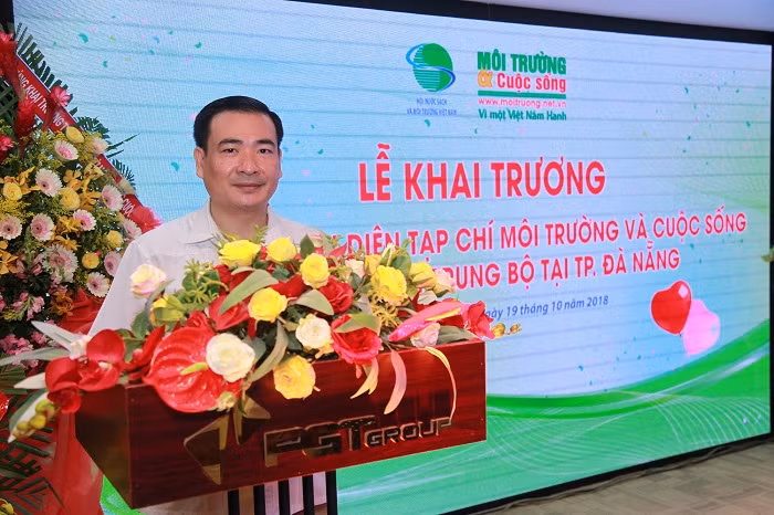 Ông Nguyễn Văn Toàn – Tổng biên tập Tạp chí Môi trường và Cuộc sống phát biểu tại Lễ khai trương. Ông Nguyễn Văn Toàn – Tổng biên tập Tạp chí Môi trường và Cuộc sống phát biểu tại Lễ khai trương.