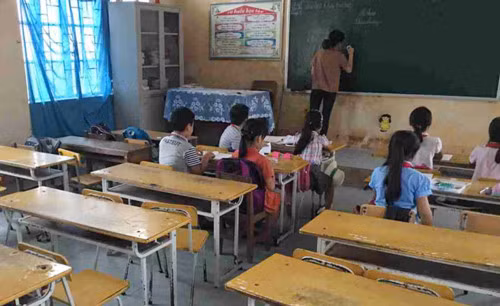 Chưa hiểu nhiều khoản thu nộp, hàng chục phụ huynh cho con nghỉ học ảnh 2 Chưa hiểu nhiều khoản thu nộp, hàng chục phụ huynh cho con nghỉ học ảnh 2
