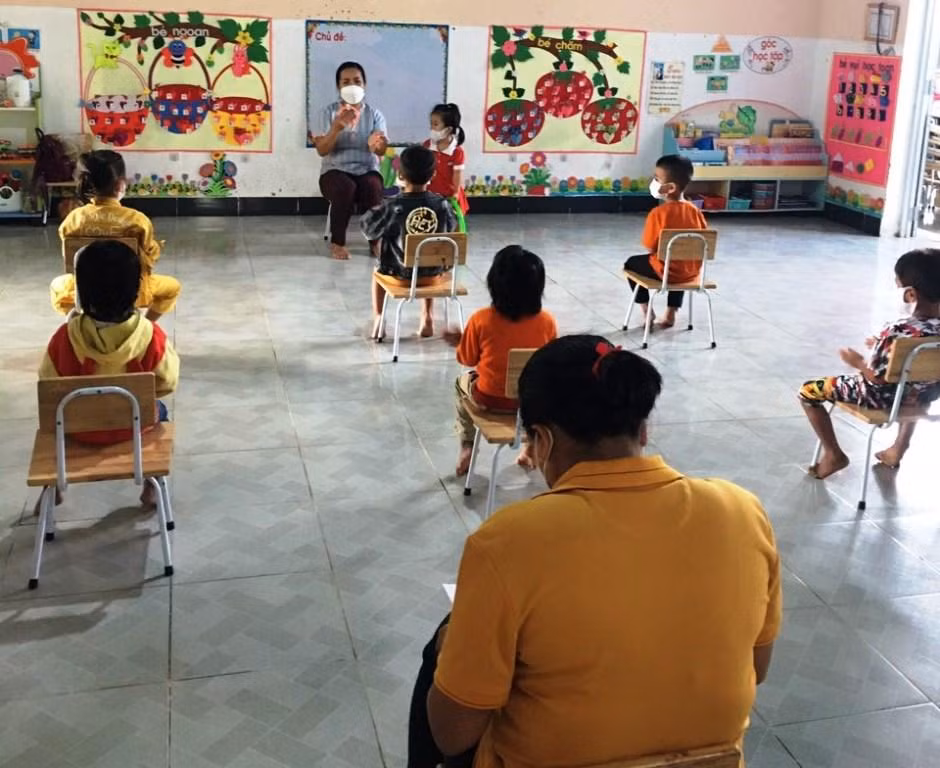 Một lớp học của trường mầm non ở Kon Tum chỉ với một số em nhỏ.