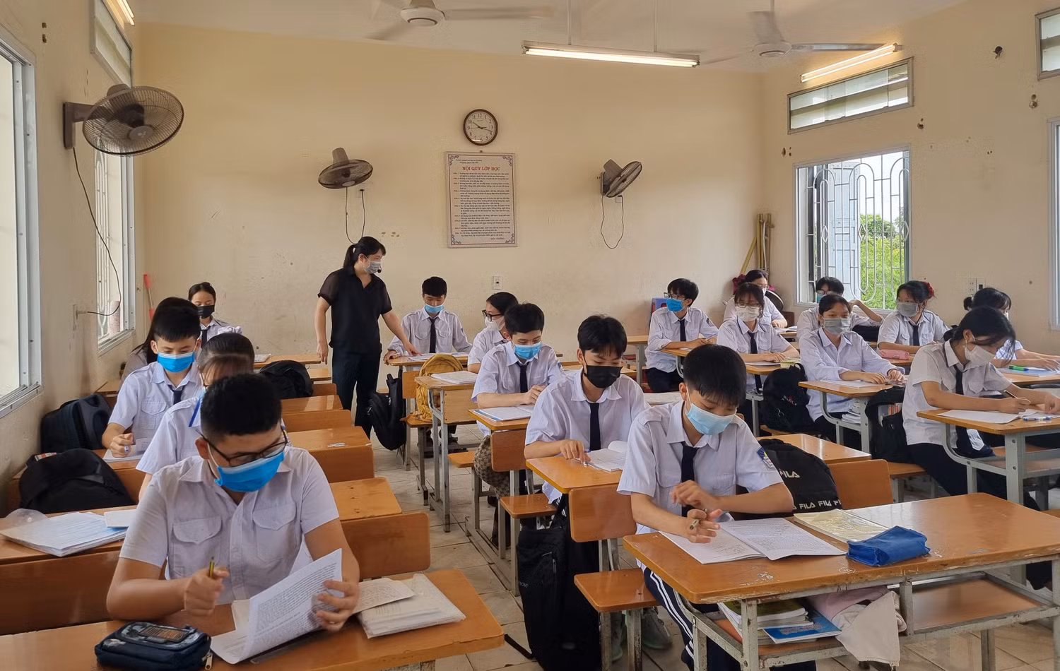 Hải Phòng phát hiện ca bệnh nhiễm Covid-19 là giáo viên Trường Trung học phổ thông Ngô Quyền (Ảnh minh họa: Lã Tiến) Hải Phòng phát hiện ca bệnh nhiễm Covid-19 là giáo viên Trường Trung học phổ thông Ngô Quyền (Ảnh minh họa: Lã Tiến)
