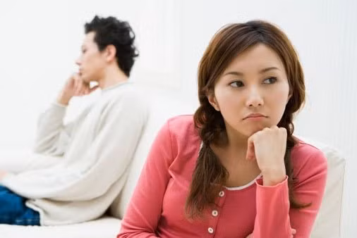 Họ tìm cảm giác mạnh trong tình yêu bằng những lần bị người yêu mắng mỏ, bỏ bê. Khi chia tay, họ cũng đầy ắp những lý do mà những cô gái bình thường có nằm mơ cũng không nghĩ đến! Họ tìm cảm giác mạnh trong tình yêu bằng những lần bị người yêu mắng mỏ, bỏ bê. Khi chia tay, họ cũng đầy ắp những lý do mà những cô gái bình thường có nằm mơ cũng không nghĩ đến!