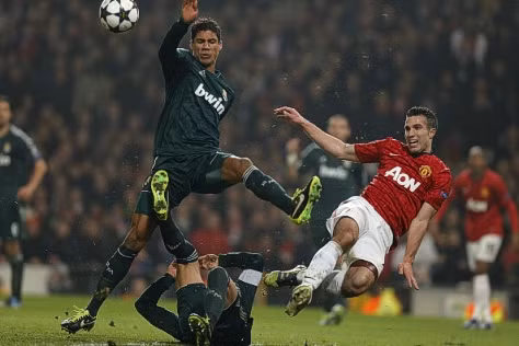 Ngoài Luka Modric, sự xuất sắc của Raphael Varane ở Old Trafford không đứng dưới bất kỳ ai Ngoài Luka Modric, sự xuất sắc của Raphael Varane ở Old Trafford không đứng dưới bất kỳ ai