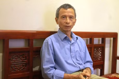 PGS.TS Phạm Quý Thọ - Chuyên gia chính sách công (Bộ Kế hoạch và Đầu tư) trao đổi với phóng viên Báo Điện tử Giáo dục Việt Nam/ ảnh: Hoàng Lực