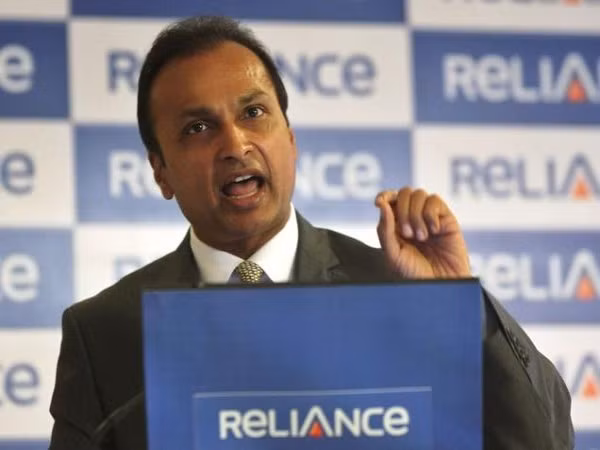 7. Anil Ambani – 7,8 tỷ USD Ông là người thừa kế tài sản của Dhirubhai Ambani, chủ tịch của Reliance Group, một tập đoàn kinh doanh trong lĩnh vực viễn thông, dịch vụ tài chính, giải trí, cơ sở hạ tầng, truyền tải và phân phối điện.