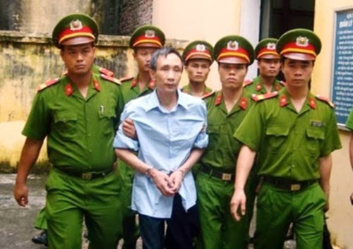 “Im lặng” là quyền của … chìa khóa?