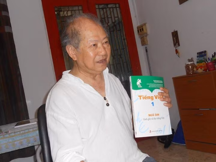 Nhà giáo Phạm Toàn, vị thuyền trưởng của nhóm Cánh Buồm, ảnh: canhbuom.edu.vn. Nhà giáo Phạm Toàn, vị thuyền trưởng của nhóm Cánh Buồm, ảnh: canhbuom.edu.vn.