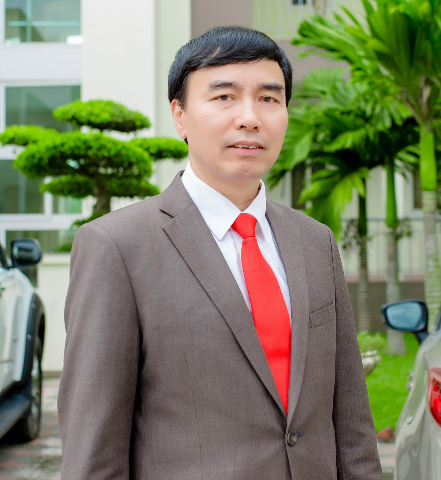 Anh Hung 1.jpg