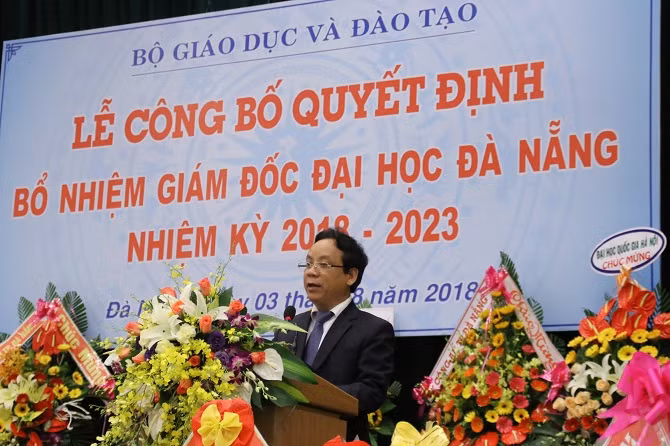 Phó giáo sư, Tiến sĩ Nguyễn Ngọc Vũ, Giám đốc Đại học Đà Nẵng. (Ảnh: website nhà trường) Phó giáo sư, Tiến sĩ Nguyễn Ngọc Vũ, Giám đốc Đại học Đà Nẵng. (Ảnh: website nhà trường)