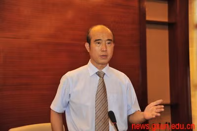 Trang Quốc Thổ, Giám đốc Viện Nghiên cứu Nam Dương đại học Hạ Môn, Trung Quốc. Trang Quốc Thổ, Giám đốc Viện Nghiên cứu Nam Dương đại học Hạ Môn, Trung Quốc.