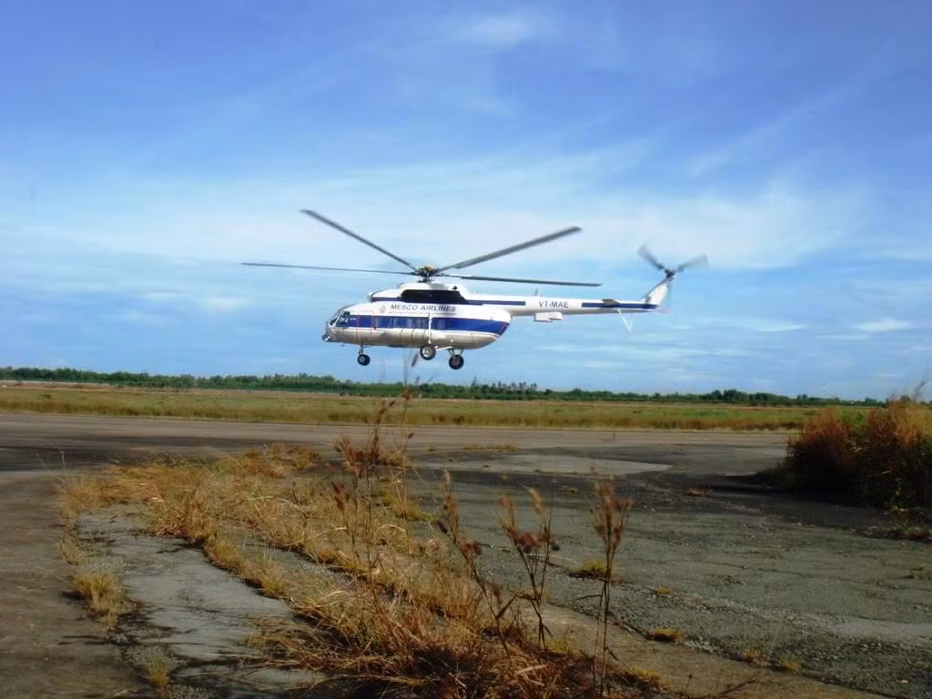 Trang bị hiện đại của Không quân Việt Nam để phục vụ nhiệm vụ bảo vệ tổ quốc, phát triển kinh tế và hỗ trợ nhân dân vùng gặp thiên tai.