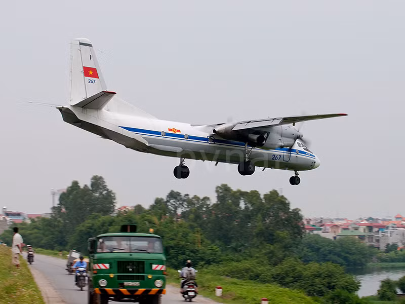 Trang bị hiện đại của Không quân Việt Nam để phục vụ nhiệm vụ bảo vệ tổ quốc, phát triển kinh tế và hỗ trợ nhân dân vùng gặp thiên tai.