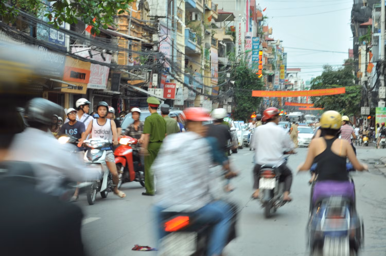 Tắc đường cục bộ đã xảy ra