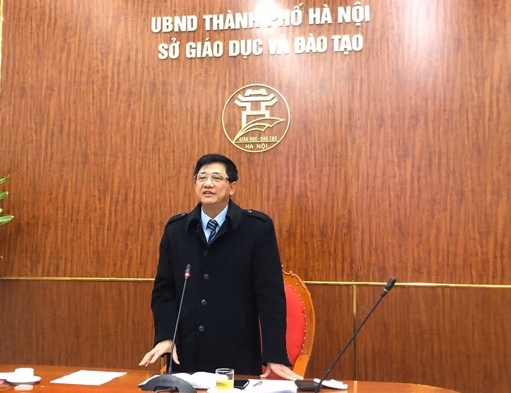 Ông Phạm Xuân Tiến - Phó Giám đốc Sở Giáo dục và Đào tạo Thành phố Hà Nội phát biểu tại hội nghị. (Ảnh: Trung Dũng)