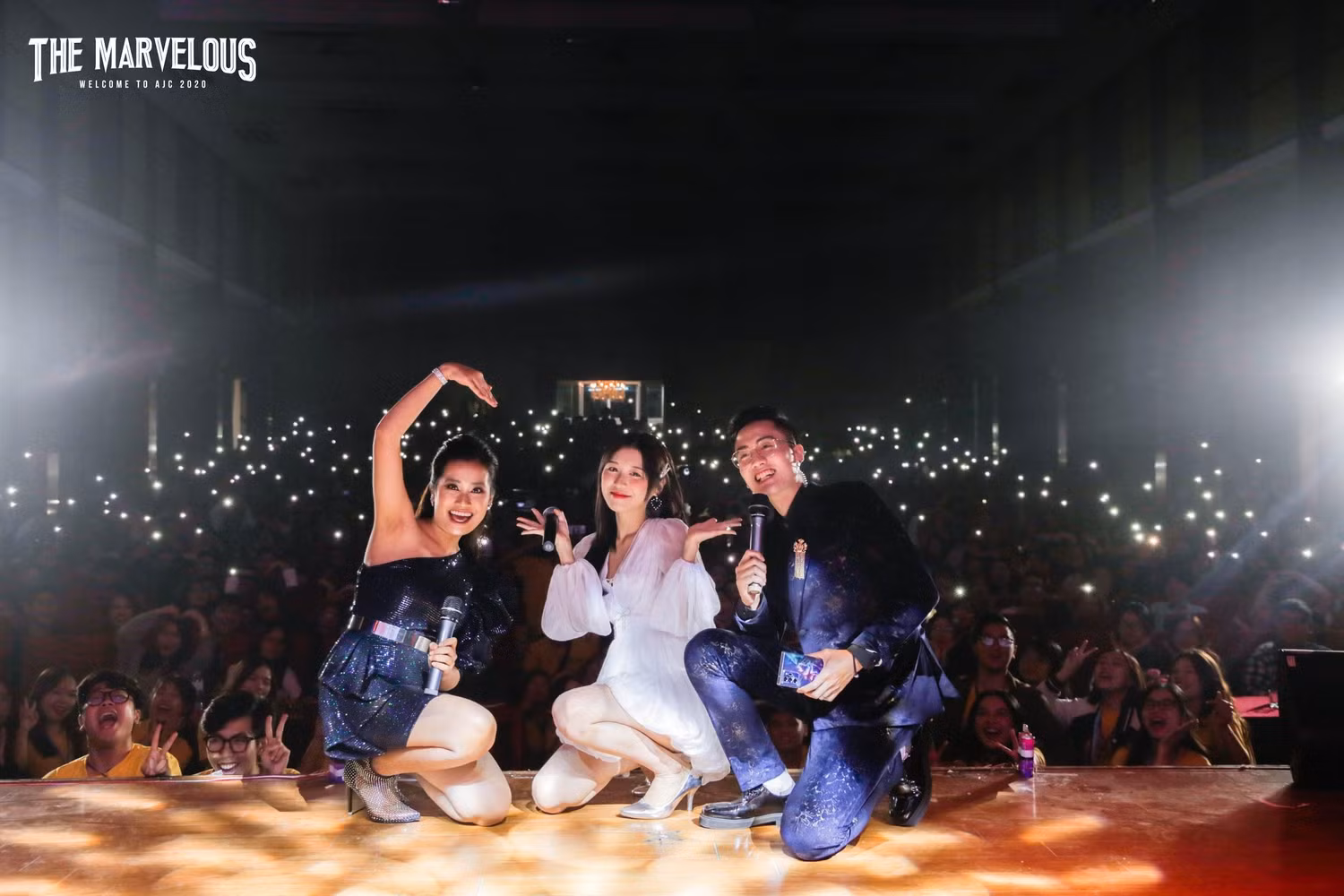 Han Sara xinh đẹp cùng các “hit” mê đắm sinh viên Báo chí