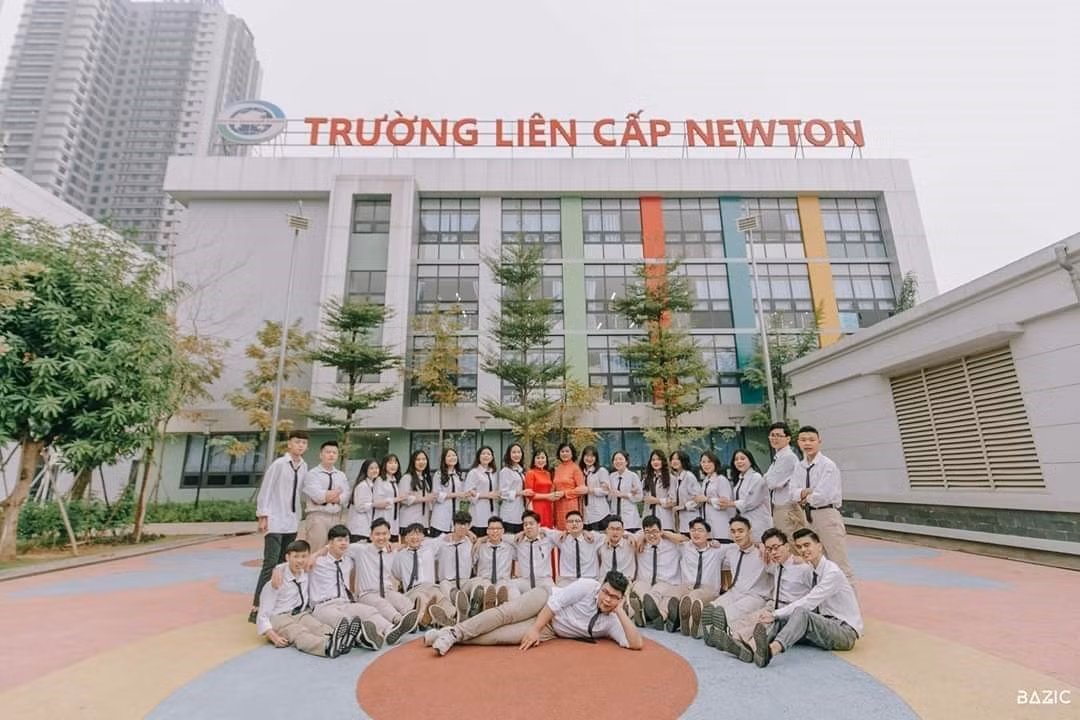 Ngôi trường hiện đại bậc nhất Thủ đô là niềm tự hào của nhiều thế hệ học sinh tài năng.
