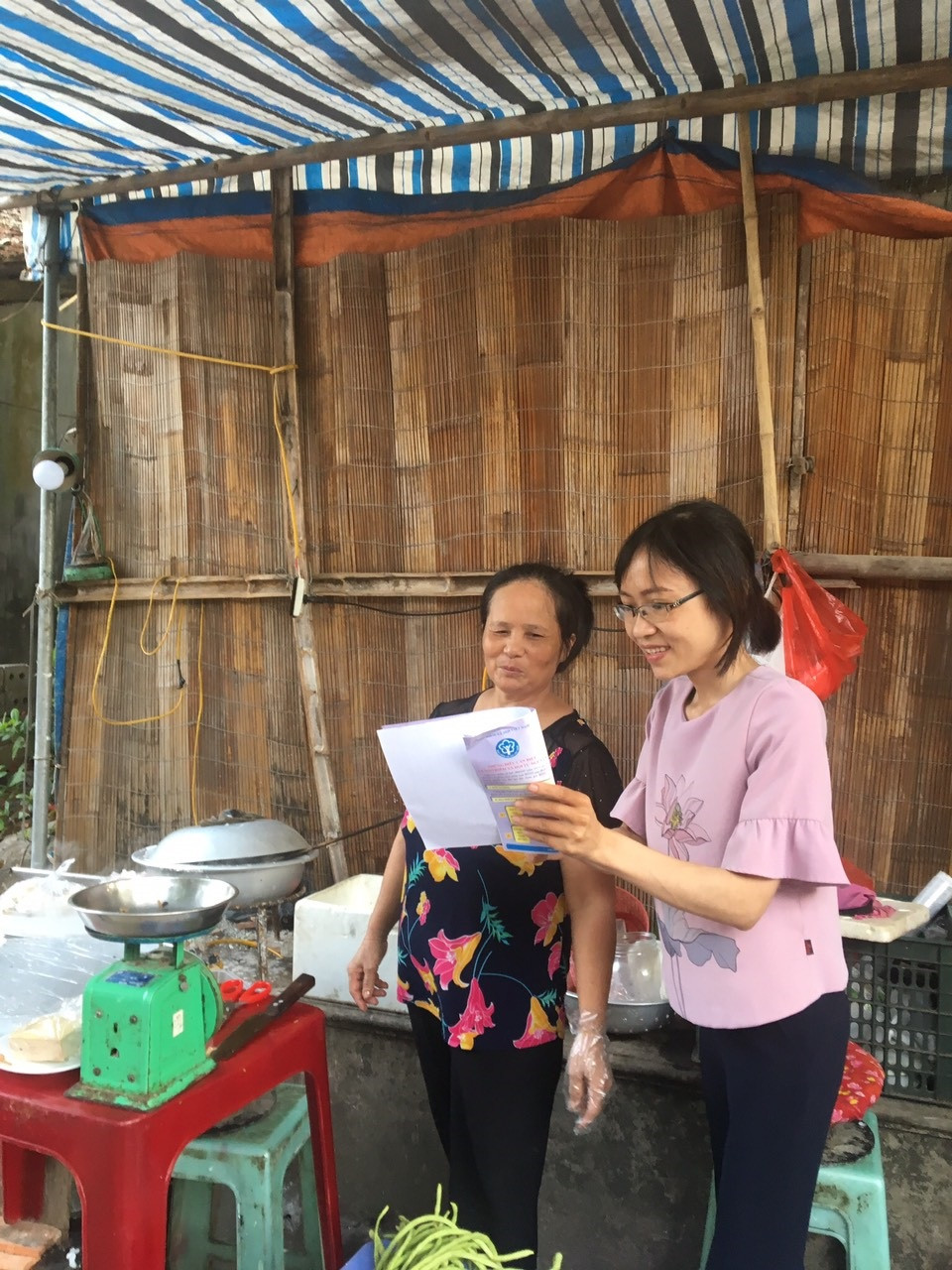 Chị Trần Thị Minh Thịnh, chuyên viên Bảo hiểm xã hội huyện Ân Thi (tỉnh Hưng Yên)