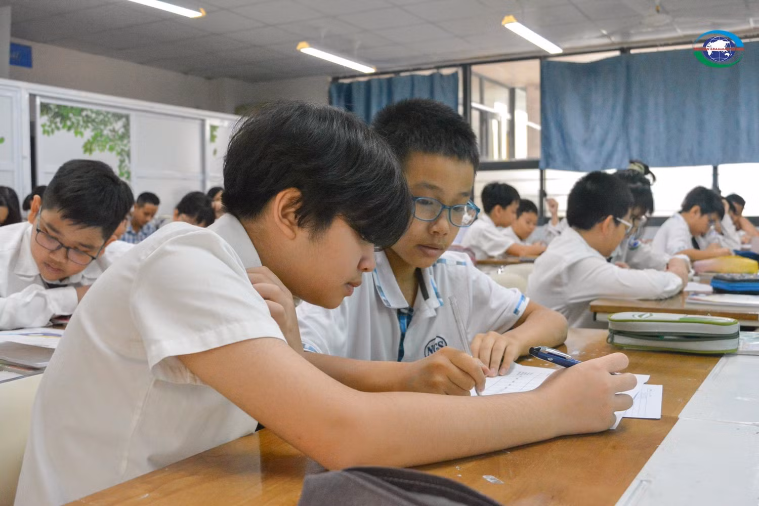 Học sinh say sưa như tham gia tiết học truyền cảm hứng như một trò chơi.