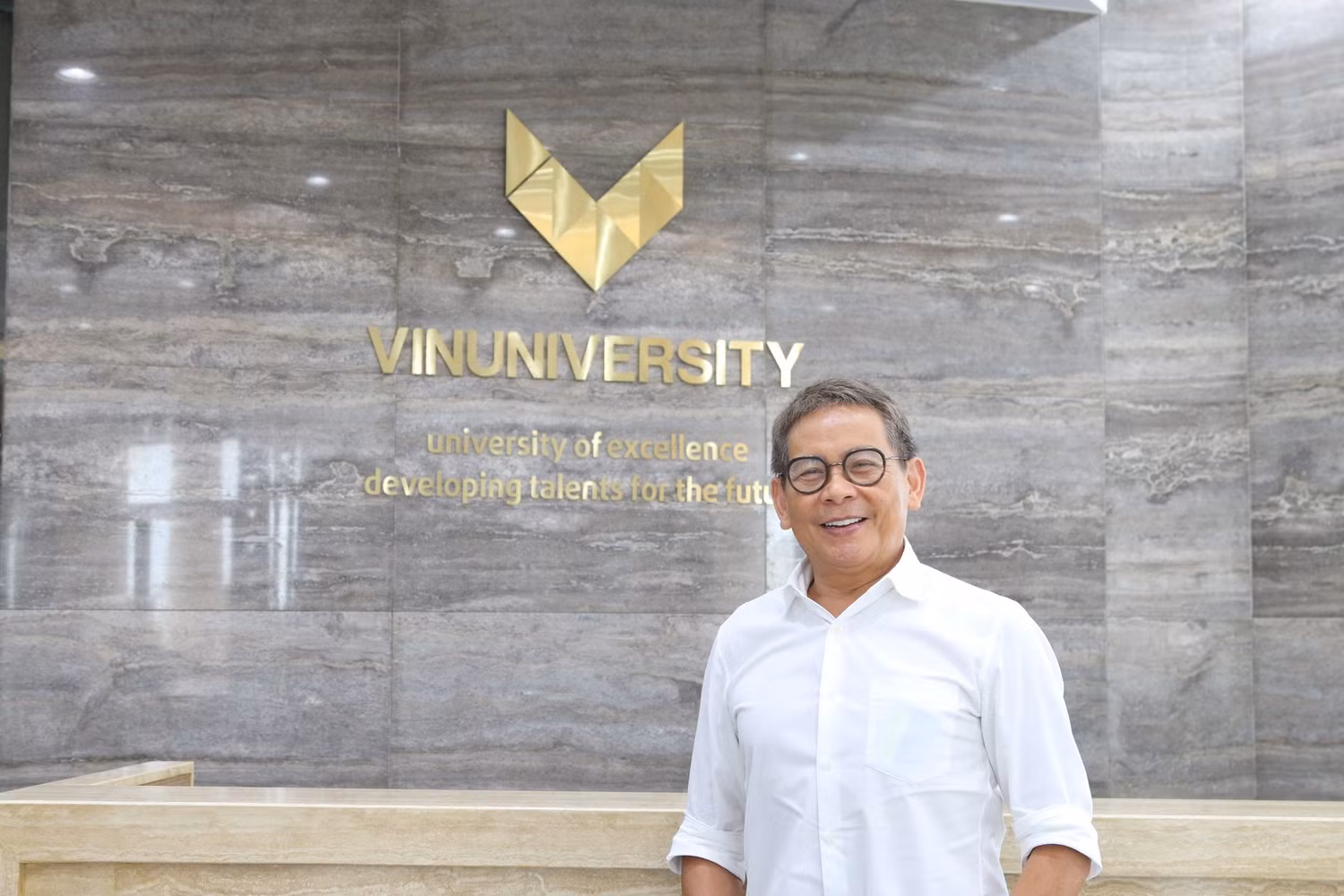 Giáo sư Dương Nguyên Vũ hiện là Viện trưởng danh dự Viện Kỹ thuật và Khoa học Máy tính, Trường Đại học VinUni. Giáo sư Dương Nguyên Vũ hiện là Viện trưởng danh dự Viện Kỹ thuật và Khoa học Máy tính, Trường Đại học VinUni.