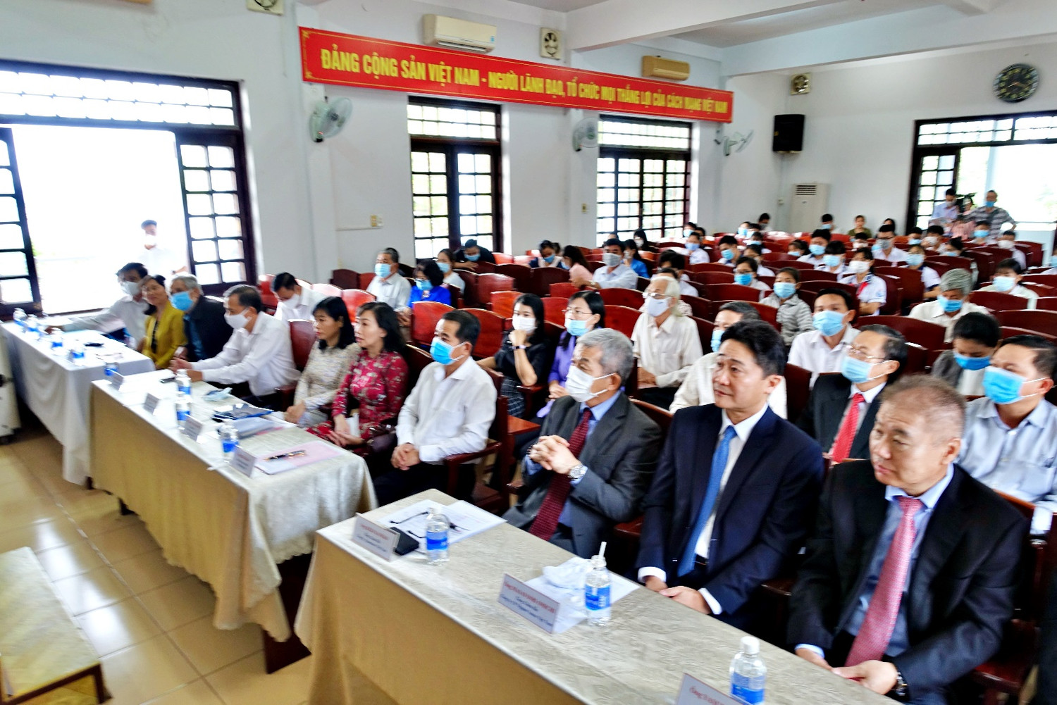 Lễ trao học bổng có sự tham dự của lãnh đạo các cơ quan, ban ngành tại Đồng Nai cùng lãnh đạo các doanh nghiệp tài trợ Nhật Bản.