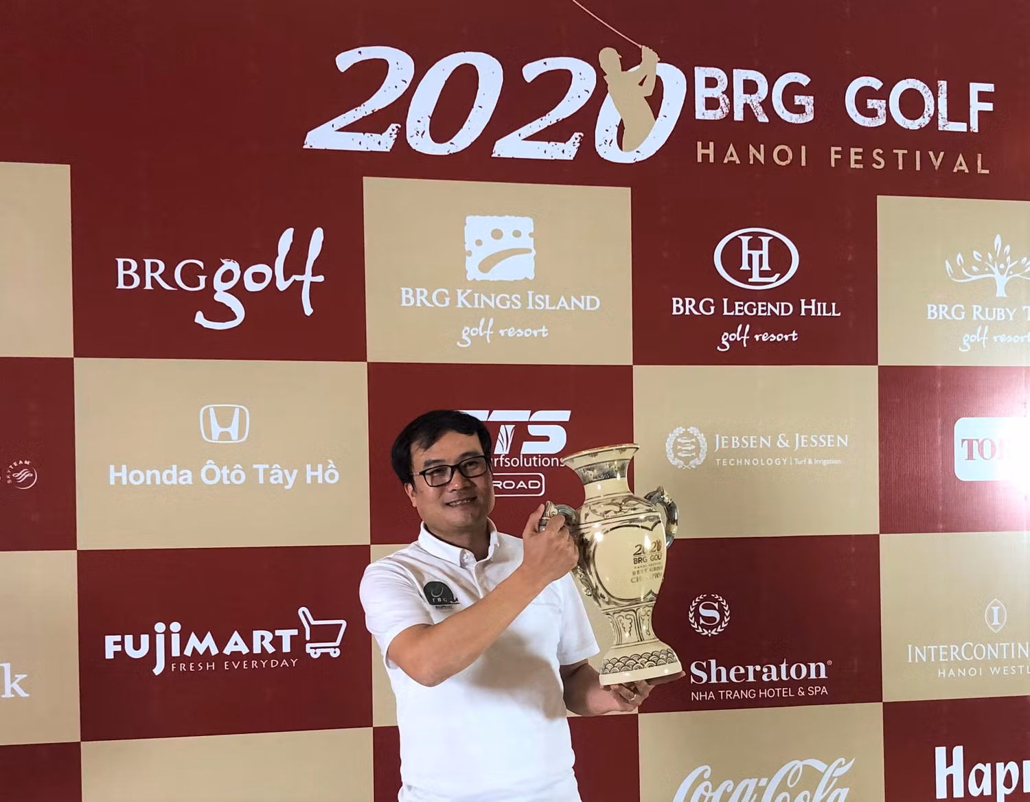 Golfer Nguyễn Tiến Sỹ - Nhà vô địch BRG Golf Hanoi Festival 2020 Golfer Nguyễn Tiến Sỹ - Nhà vô địch BRG Golf Hanoi Festival 2020