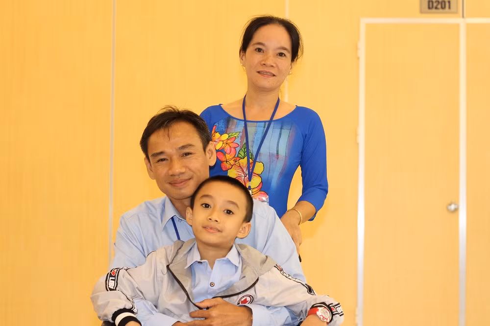 Cô giáo Huỳnh Thị Thùy Trang – người vợ giàu tình yêu thương là hậu phương vững chắc cho thầy giáo Thái Thành Thuận (Ảnh: Phạm Minh) Cô giáo Huỳnh Thị Thùy Trang – người vợ giàu tình yêu thương là hậu phương vững chắc cho thầy giáo Thái Thành Thuận (Ảnh: Phạm Minh)