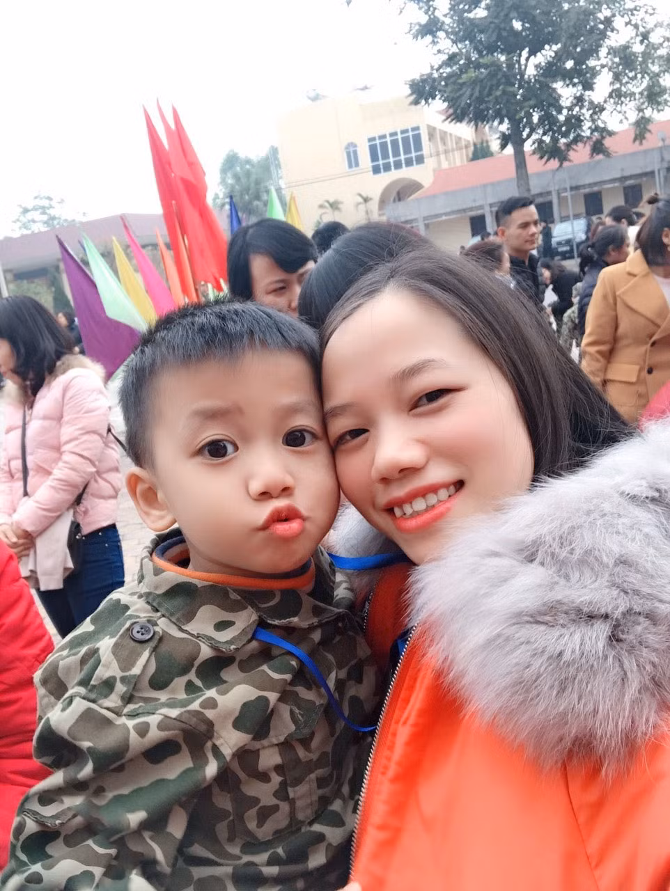 Mẹ Hoa và Đại Phúc