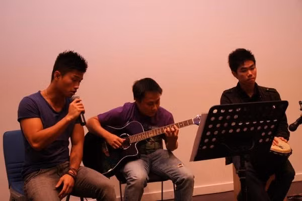Ban nhạc sinh viên nổi tiếng tại Melbourne - The Little Band Ban nhạc sinh viên nổi tiếng tại Melbourne - The Little Band