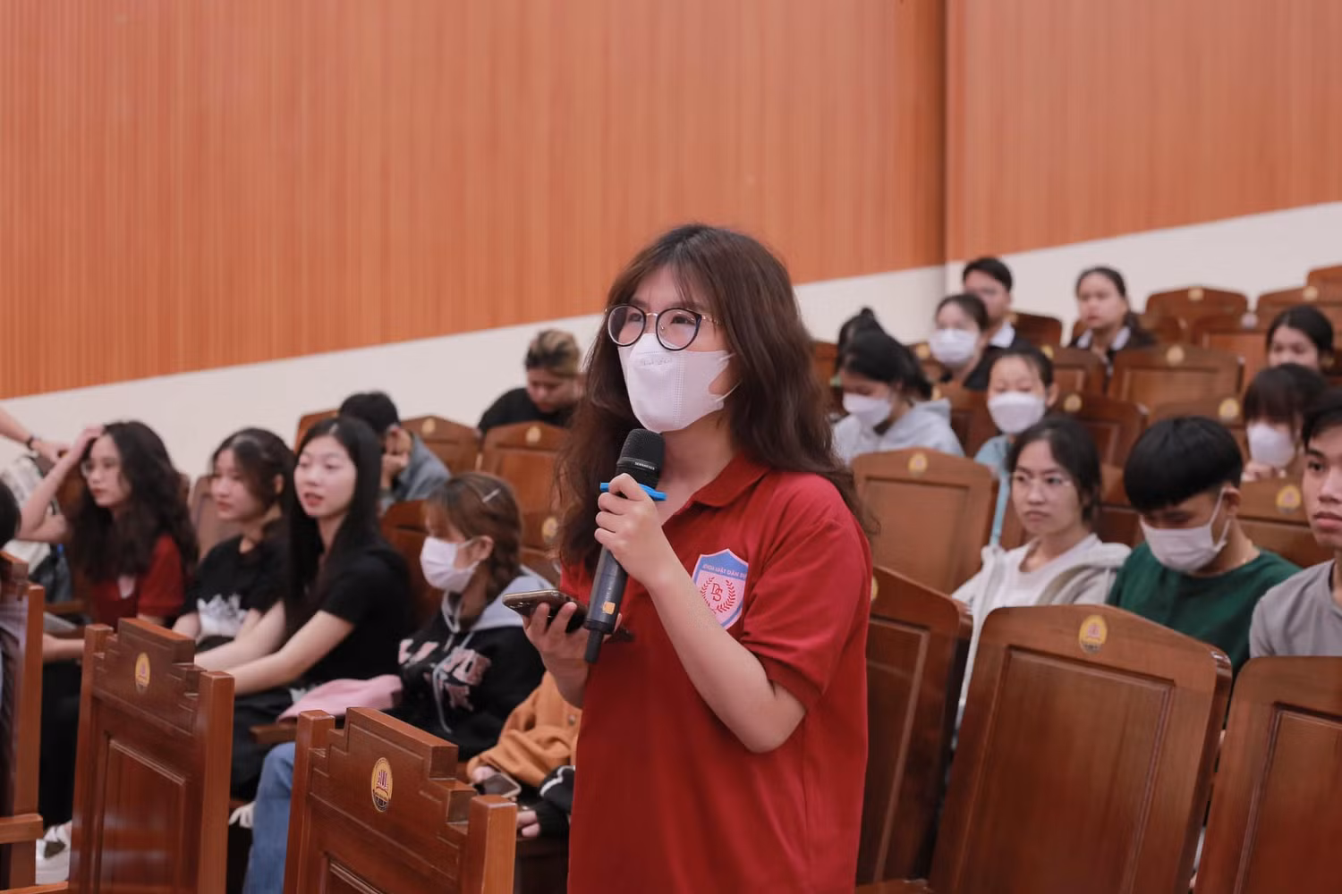 Sinh viên Trường Đại học Luật, Đại học Huế trong chương trình Talkshow chào mừng ngày sở hữu trí tuệ thế giới (Nguồn: Fanpage nhà trường). Sinh viên Trường Đại học Luật, Đại học Huế trong chương trình Talkshow chào mừng ngày sở hữu trí tuệ thế giới (Nguồn: Fanpage nhà trường).