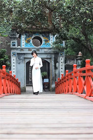 <<HOTGIRL YẾN KOREA LÀM LU MỜ CẢ HOA CỎ MÙA XUÂN <<TỔNG DUYỆT DIỄU BINH HOÀNH TRÁNG KHAI GIẢNG HV CẢNH SÁT <<Á KHÔI CĐ TÀI CHÍNH - HẢI QUAN ĐẸP LÃNG MẠN TRONG SẮC TÍM <<NGỠ NGÀNG HOT GIRL CÓ VẺ ĐẸP GIỐNG CA SỸ BẢO THY <<HOTGIRL THANH THỦY ƯỚC MƠ TRỞ THÀNH CÔ GIÁO