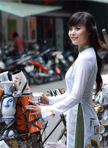 <<HOTGIRL YẾN KOREA LÀM LU MỜ CẢ HOA CỎ MÙA XUÂN <<TỔNG DUYỆT DIỄU BINH HOÀNH TRÁNG KHAI GIẢNG HV CẢNH SÁT <<Á KHÔI CĐ TÀI CHÍNH - HẢI QUAN ĐẸP LÃNG MẠN TRONG SẮC TÍM <<NGỠ NGÀNG HOT GIRL CÓ VẺ ĐẸP GIỐNG CA SỸ BẢO THY <<HOTGIRL THANH THỦY ƯỚC MƠ TRỞ THÀNH CÔ GIÁO