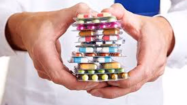 Cục Dược chỉ đạo tăng cường kiểm tra thuốc chứa hoạt chất Alphachymotrypsin. ảnh minh họa: TN. Cục Dược chỉ đạo tăng cường kiểm tra thuốc chứa hoạt chất Alphachymotrypsin. ảnh minh họa: TN.