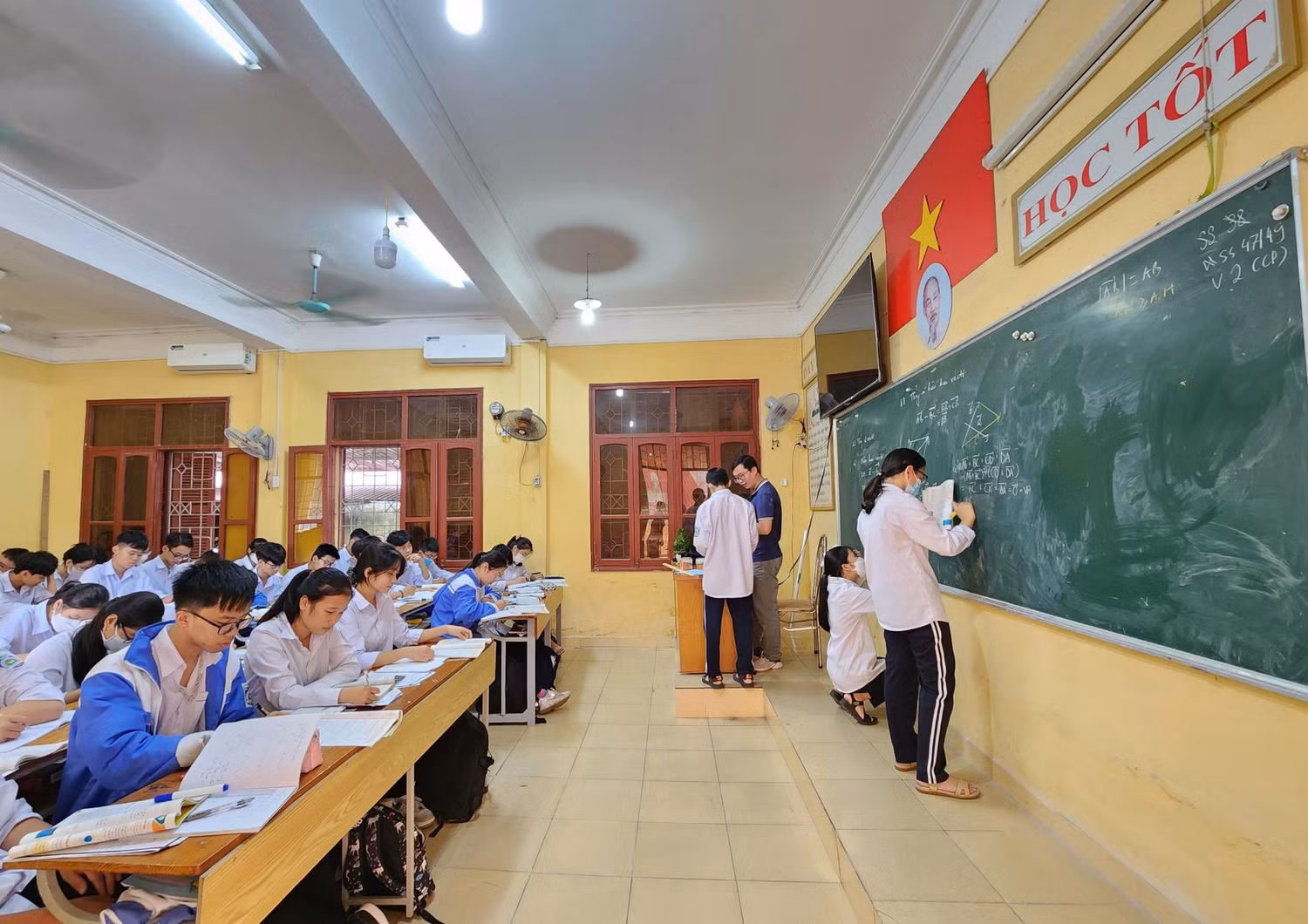 Một số trường tổ chức rà soát lại nguyện vọng của học sinh (Ảnh minh hoạ: Phạm Linh) Một số trường tổ chức rà soát lại nguyện vọng của học sinh (Ảnh minh hoạ: Phạm Linh)