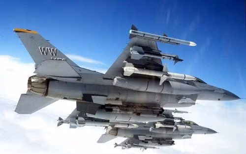 Máy bay chiến đấu F-16C do Mỹ chế tạo.