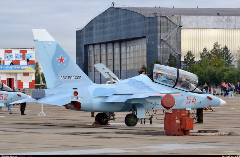 YAK-130 YAK-130