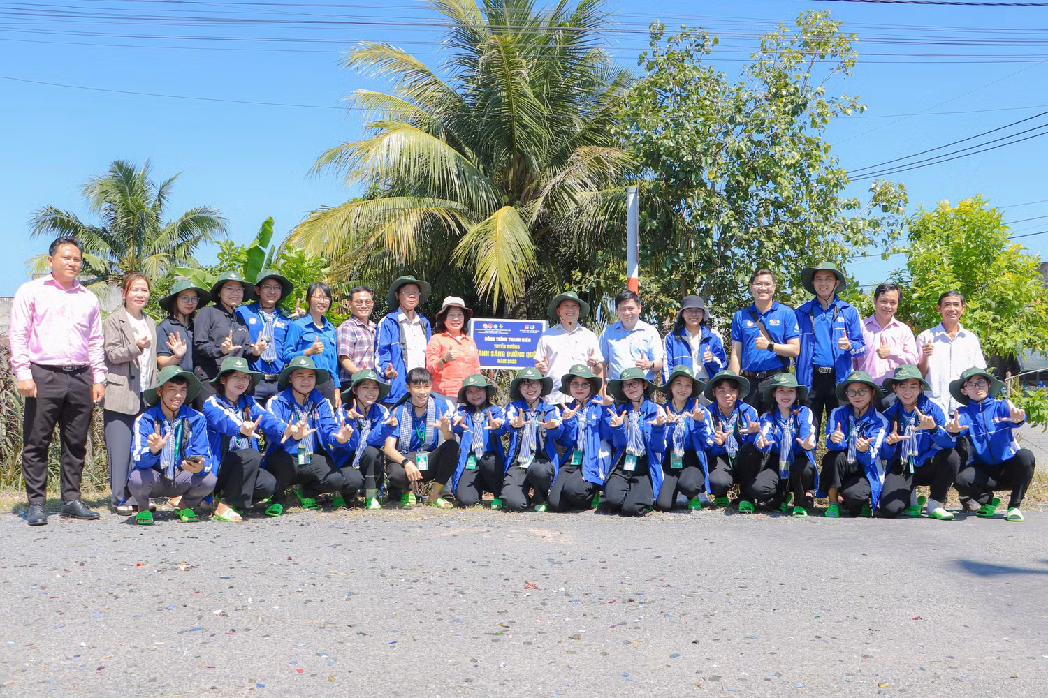 Khánh thành Công trình thanh niên trong chiến dịch tình nguyện Mùa hè xanh năm 2023 Vinh.jpeg