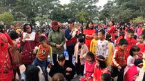 Mùng 8/3, chơi gì cũng được, nhưng đừng quá lố, phiền lòng thầy cô và xã hội ảnh 3