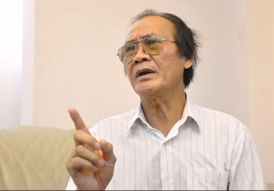 Tiến sĩ Trần Công Trục. Tiến sĩ Trần Công Trục.