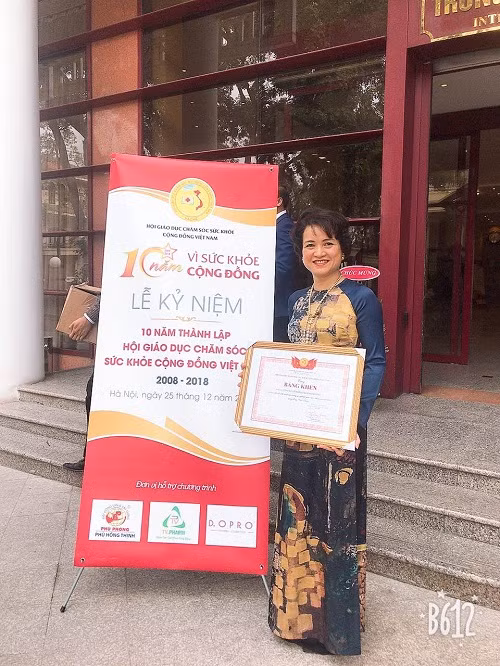 Thạc sĩ, Dược sĩ Nguyễn Thị Hương Liên. Thạc sĩ, Dược sĩ Nguyễn Thị Hương Liên.