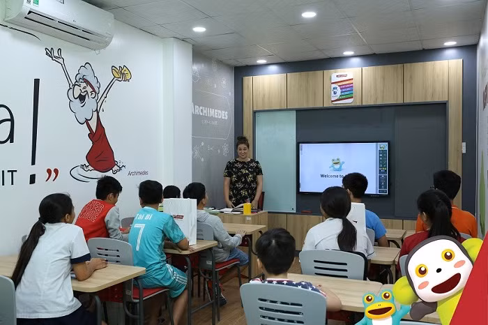 Với hệ thống 20 trung tâm tại khu vực miền Nam và không ngừng mở rộng. Với hệ thống 20 trung tâm tại khu vực miền Nam và không ngừng mở rộng.