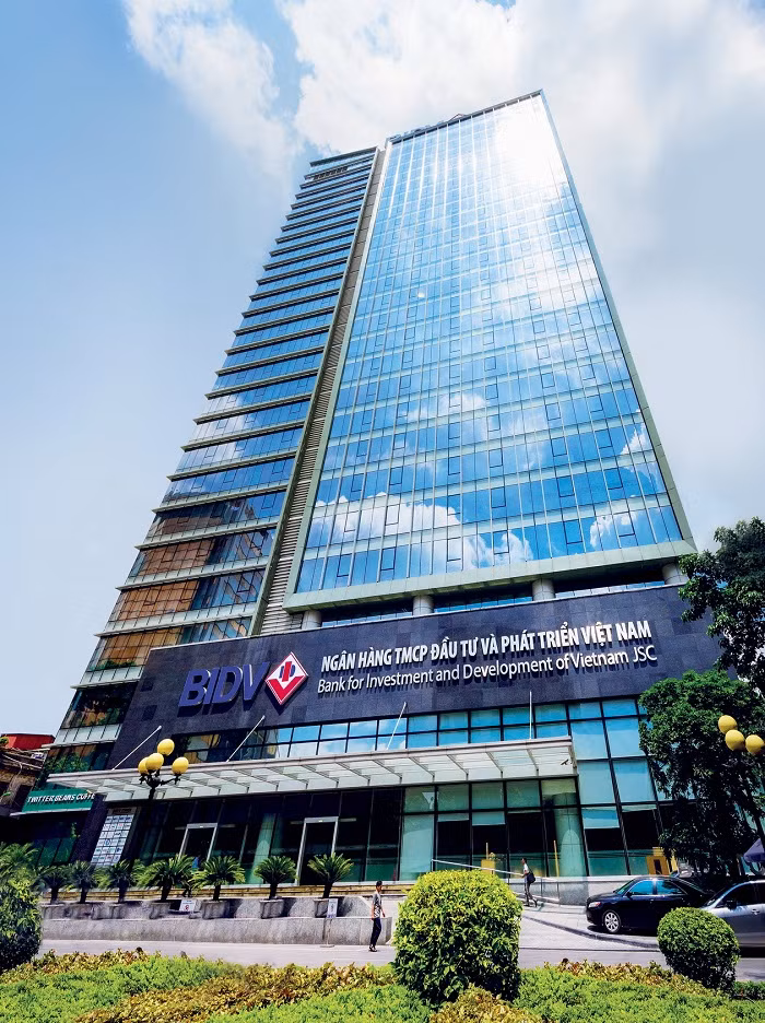 BIDV - top 10 doanh nghiệp lớn nhất Việt Nam năm 2018.
