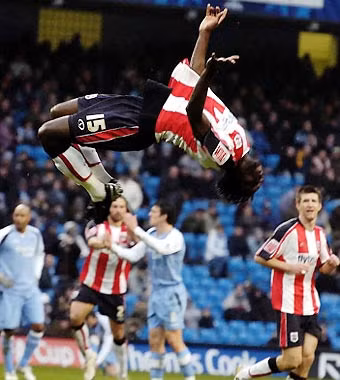 Kenwyne Jones trong màu áo Sunderland.
