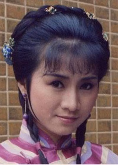 Châu Tú Lan trong tạo hình Song Nhi, phiên bản 1984.