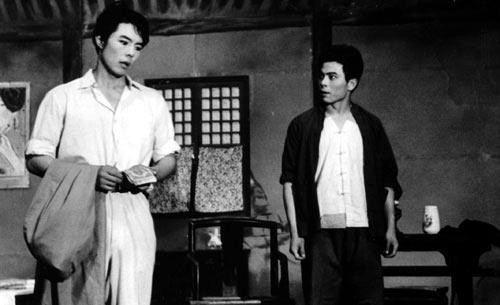 Trương Thiết Lâm (trái).