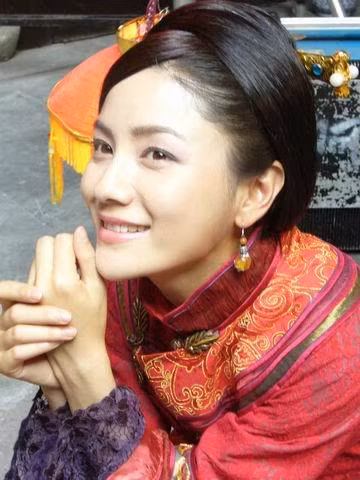 Hồ Khả trong vai Tô Thuyên, phiên bản 2008. Hồ Khả trong vai Tô Thuyên, phiên bản 2008.